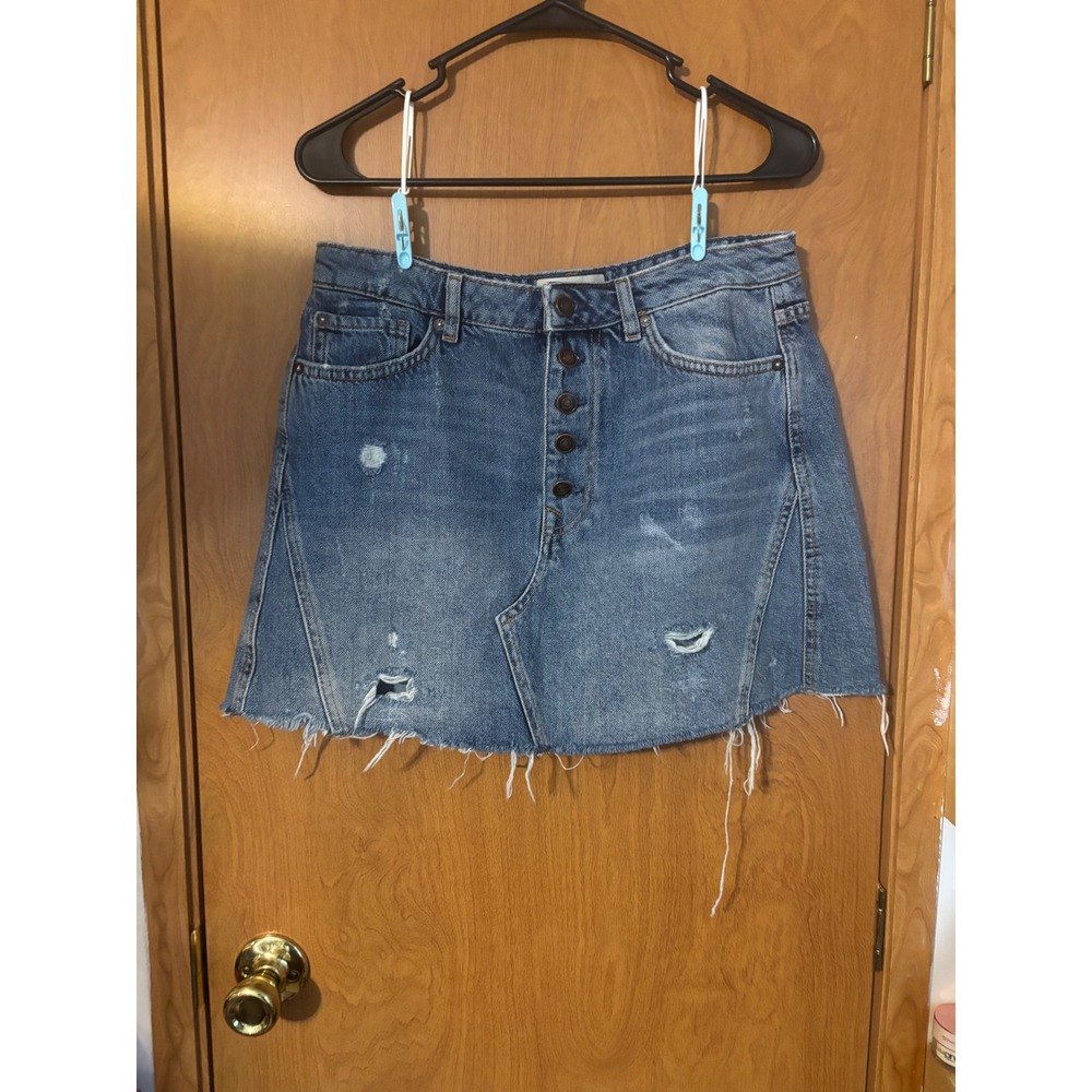 We The Free Free People Distressed Denim Mini Skirt Blue Button Fly Size 31